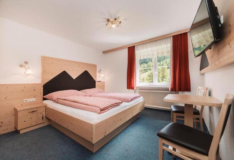 اتاق استاندارد, Berghotel Bodenalpe