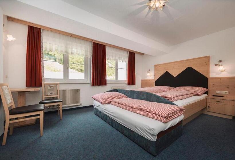 اتاق استاندارد سه نفره, Berghotel Bodenalpe