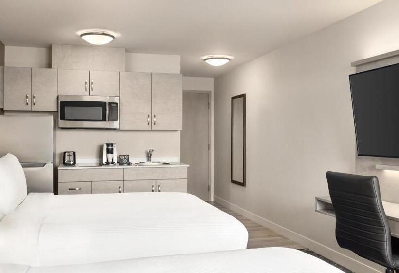 استودیوی استاندارد, Microtel Inn & Suites Dorval Qc