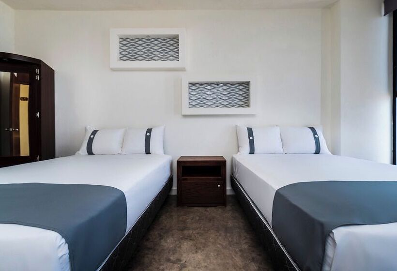 اتاق لوکس, Capital O Hotel Joyma Suites, San Luis