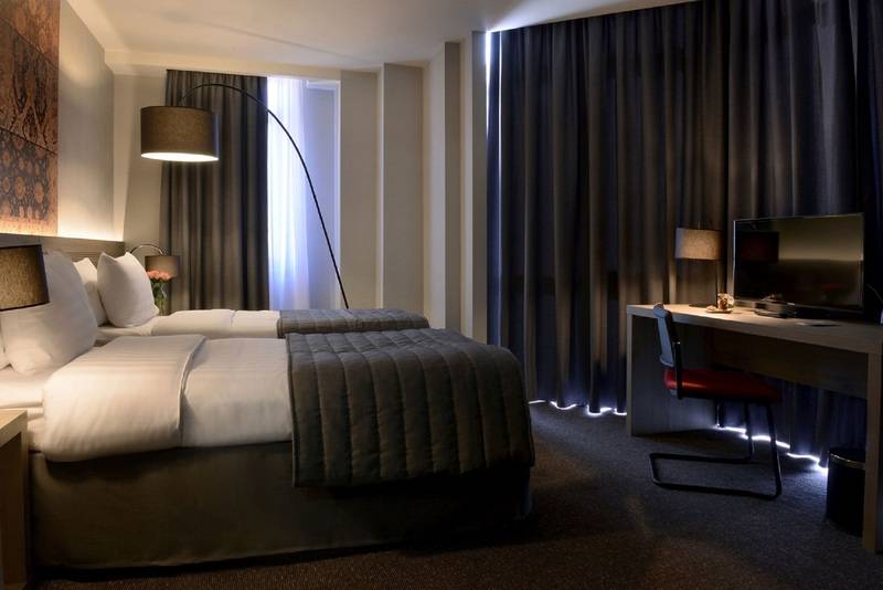 سوئیت جونیور با تخت بزرگ, Crowne Plaza Chongli Resort, An Ihg