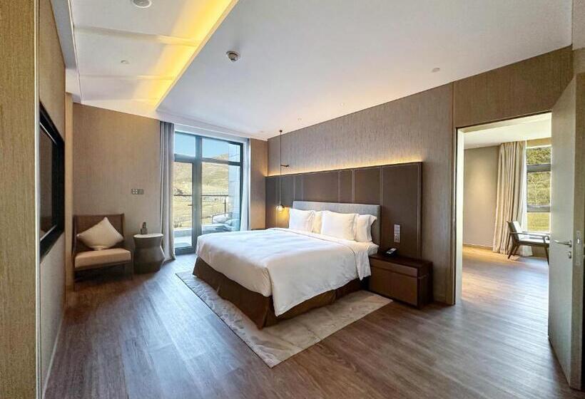 سوئیت پرزیدنت, Crowne Plaza Chongli Resort, An Ihg