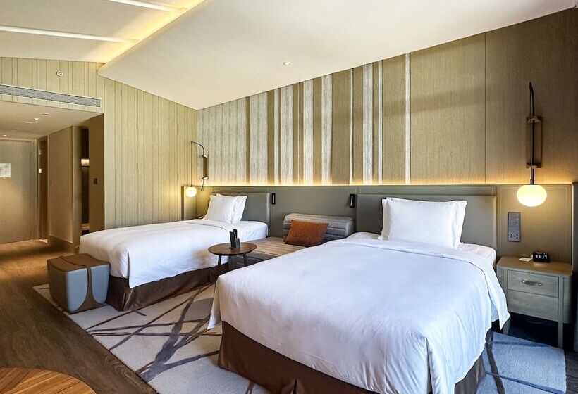 Premium room w/ mountain view, Crowne Plaza Chongli Resort, An Ihg