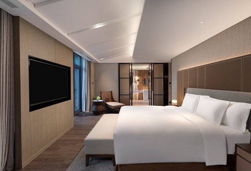 اتاق پریمیوم با چشم‌انداز دریاچه, Crowne Plaza Chongli Resort, An Ihg