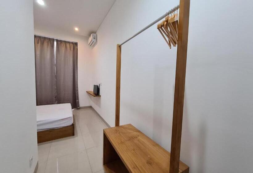 اتاق استاندارد, Graha Martadinata Syariah Mitra Reddoorz