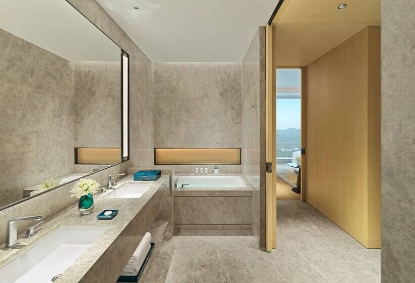 اتاق لوکس, Mandarin Oriental Shenzhen