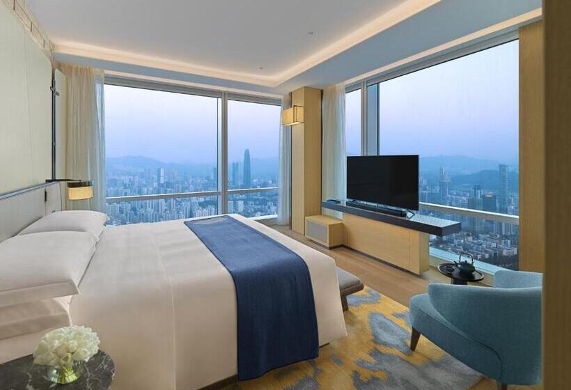 Deluxe Suite King Bed, Mandarin Oriental Shenzhen