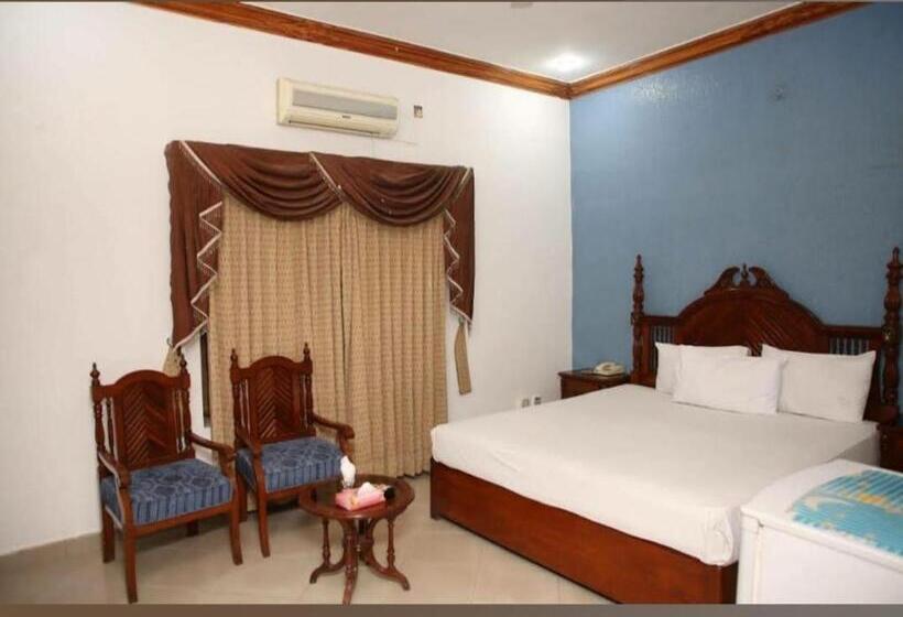 اتاق لوکس, Shelton Palace