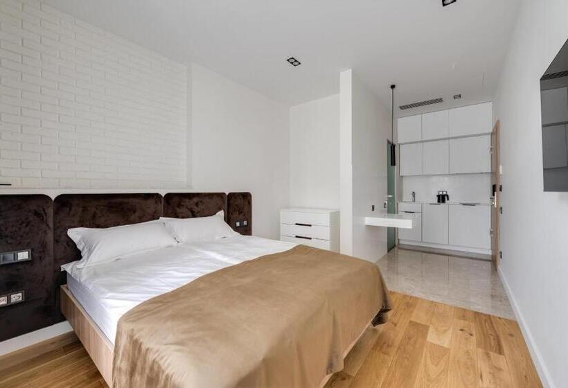 آپارتمان 1 خوابه با بالکن, Basis Apartments   Adults Only