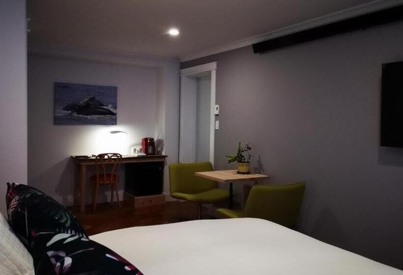 اتاق استاندارد با بالکن, Au Cachalot Caché Le Gîte Hôtel