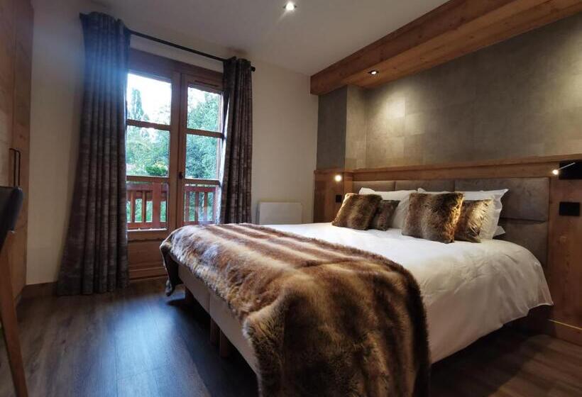 اتاق استاندارد با بالکن, Chalet Jardin D Angèle Chambres D Hôtes