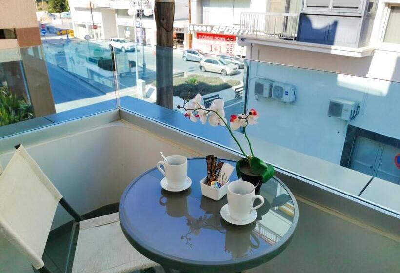 استودیوی استاندارد, Mariandry Apartments