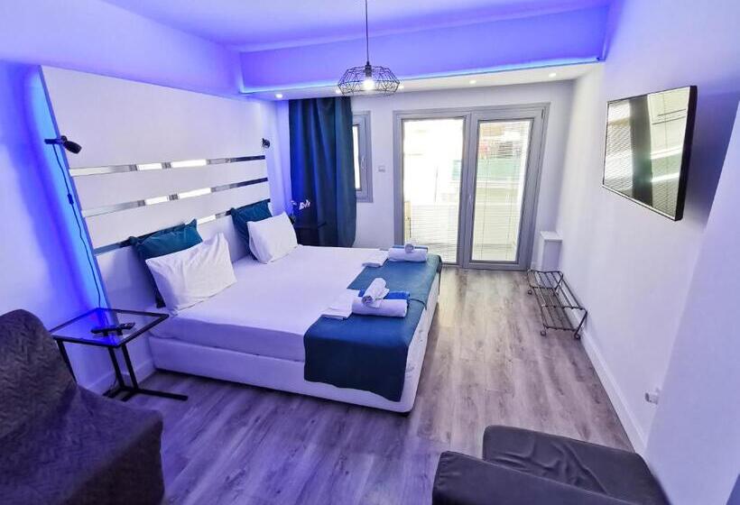 استودیوی استاندارد, Mariandry Apartments