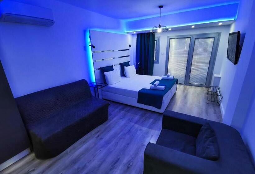 استودیوی استاندارد, Mariandry Apartments
