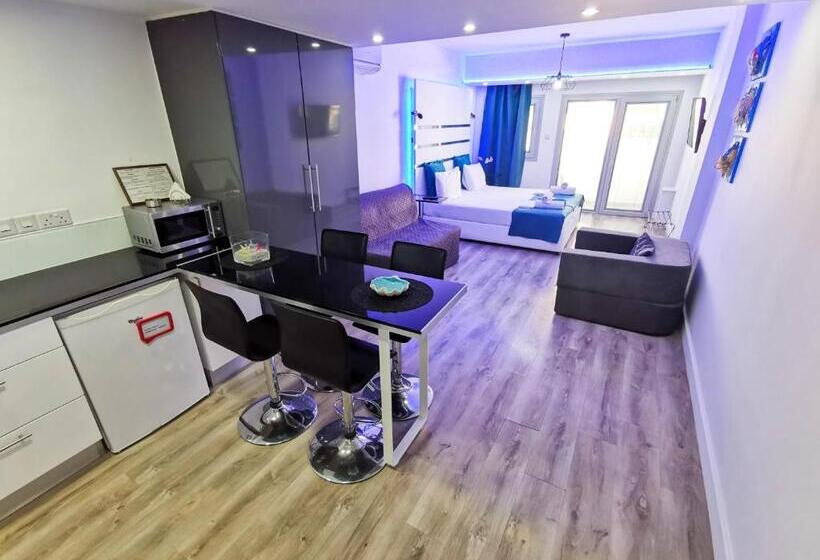 استودیوی لوکس, Mariandry Apartments