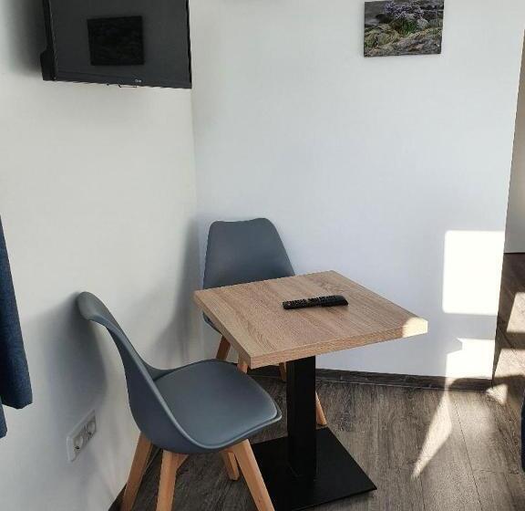 اتاق استاندارد یک نفره, Inselkern Einraum Apartments