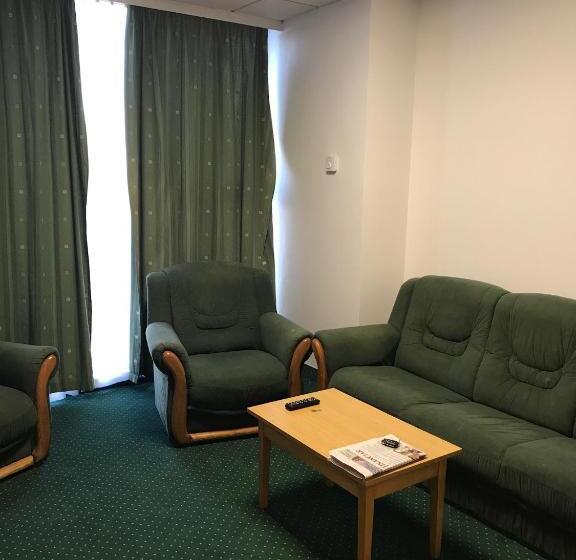 اتاق استاندارد با تخت بزرگ, Apartament In Regim Hotelier