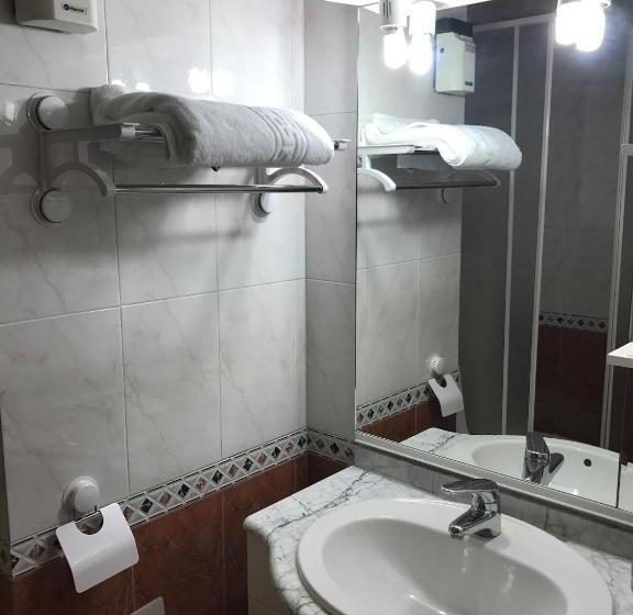 اتاق استاندارد, Apartament In Regim Hotelier