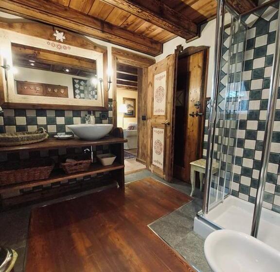 اتاق استاندارد, B&b Lo Djoua De Toueno