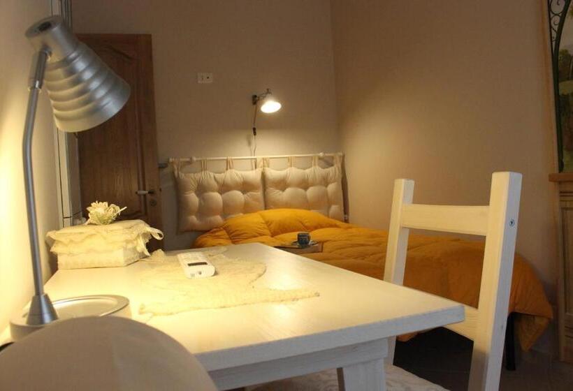 اتاق استاندارد سه نفره, B&bcasamalì