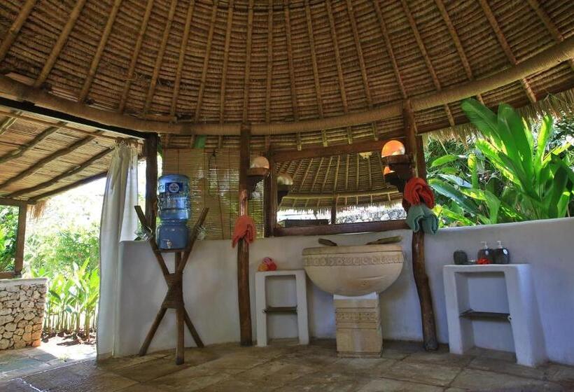 ویلای استاندارد با چشم‌انداز باغ, Mu Bungalows