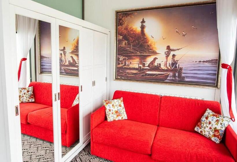 Superior suite with balcony, Roser House Boutique   Pe Malul Lacului Colibita