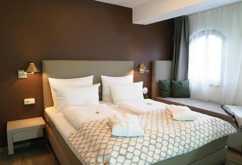 آپارتمان 1 خوابه با تراس, Chesa Montana