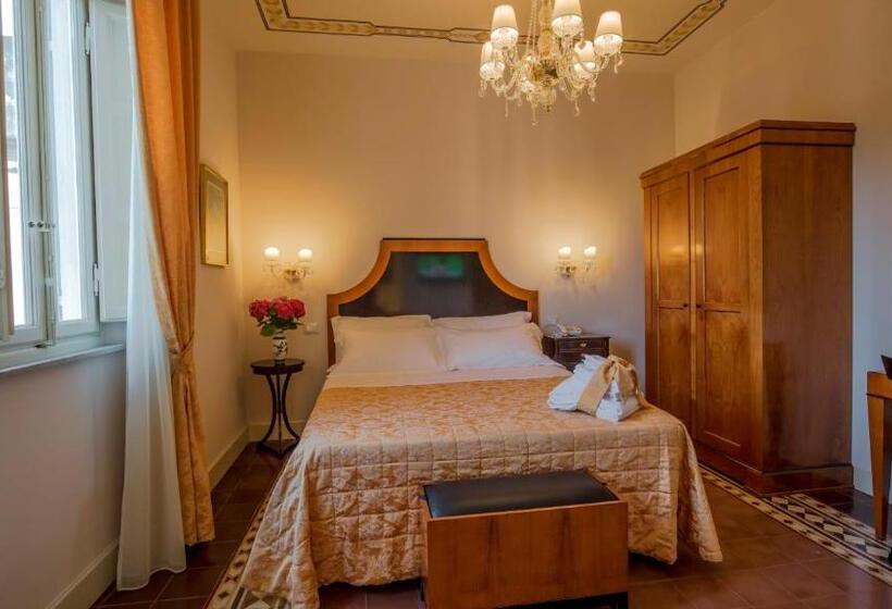 اتاق کلاسیک, Lucca In Azzurro Maison De Charme