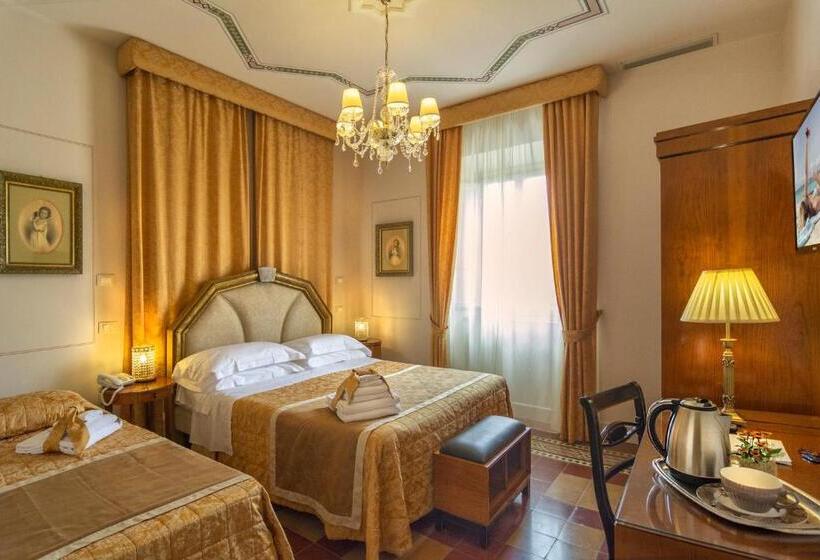اتاق سوپریور, Lucca In Azzurro Maison De Charme
