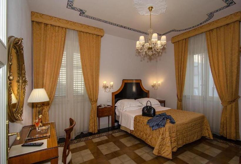 اتاق سوپریور, Lucca In Azzurro Maison De Charme