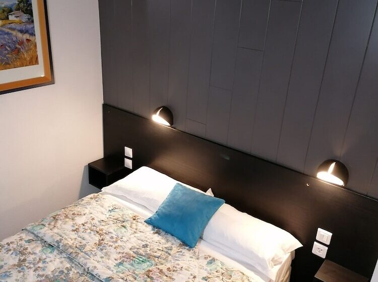 Quarto Comfort, Brit Hotel Essentiel Albi Parc Des Expos