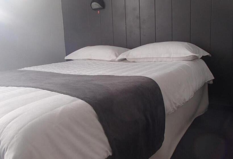 Quarto Comfort, Brit Hotel Essentiel Albi Parc Des Expos