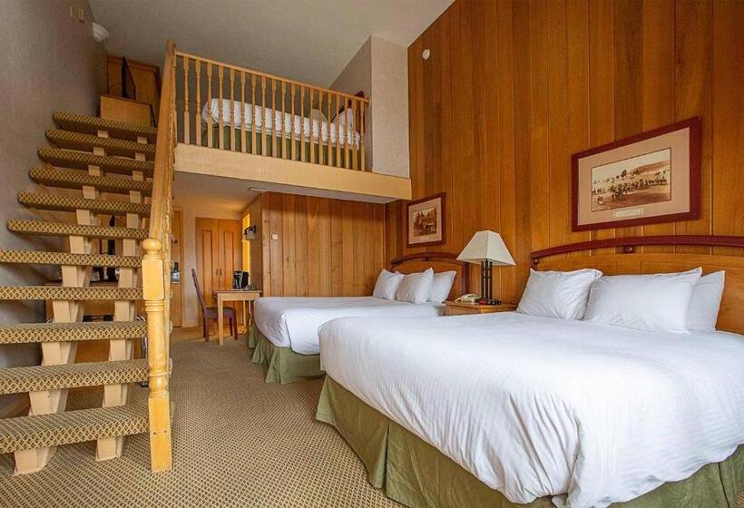 اتاق سوپریور خانوادگی, Fairmont Hot Springs Resort