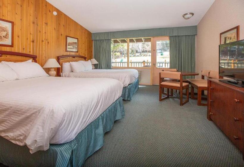 اتاق استاندارد اینتریور, Fairmont Hot Springs Resort