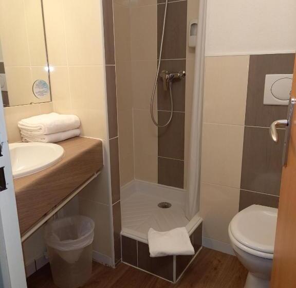 اتاق خانوادگی, B&b Hotel Saint Etienne Monthieu