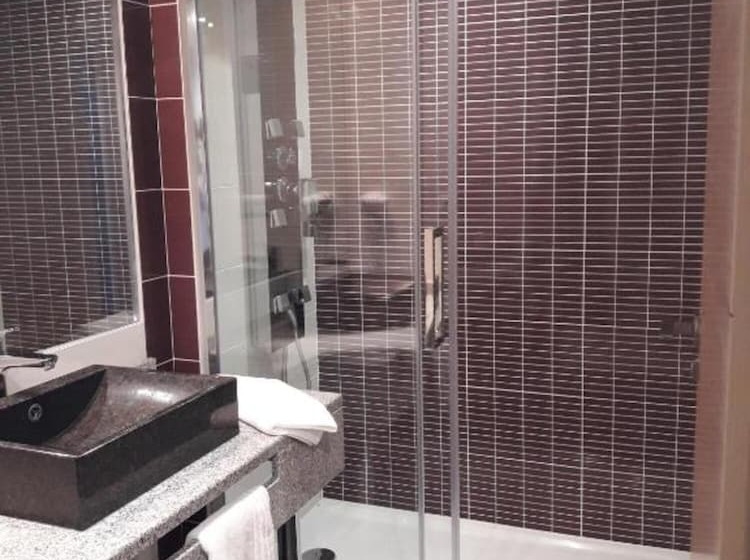 اتاق خانوادگی, Best Western Hotel & Spa Pau Lescar Aeroport