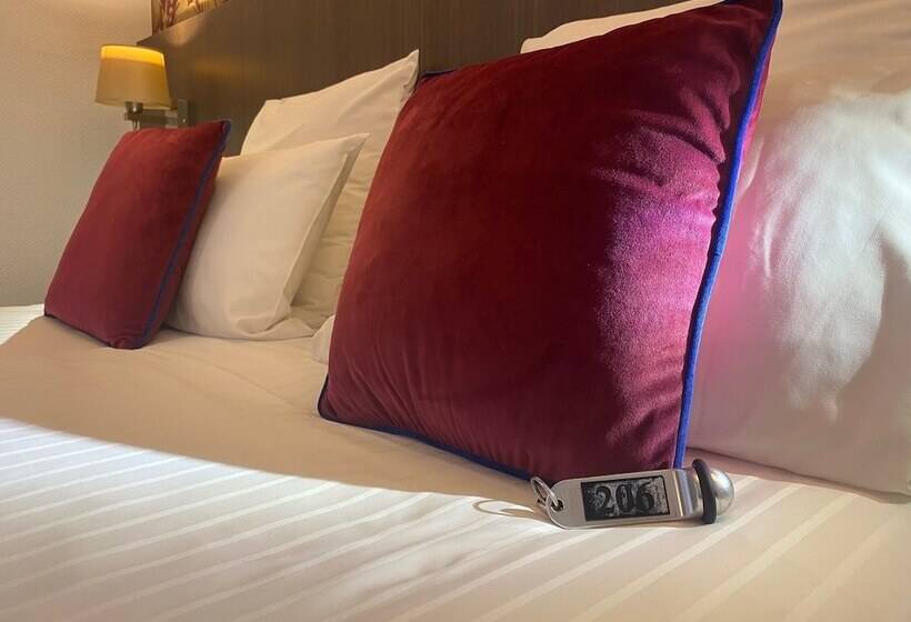 اتاق راحتی, Cit Hotel Hôtel De France Et D Europe