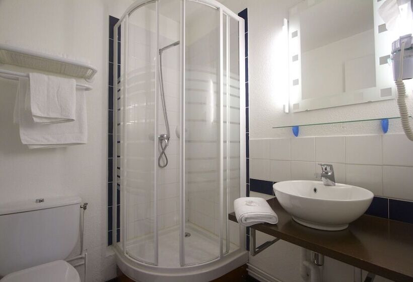 اتاق خانوادگی, Cit Hotel Hôtel De France Et D Europe