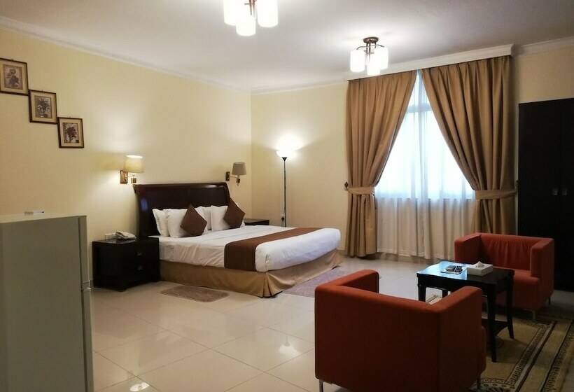 اتاق لوکس با تخت بزرگ, Crown Palace Hotel Ajman