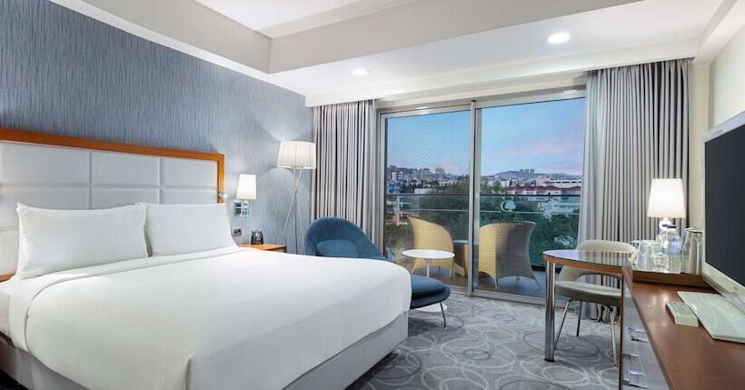Standard Room Double Bed City View, Doubletree By Hilton  Kusadasi
