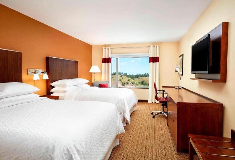 Standard Room, Four Points By Sheraton Kelowna Airport