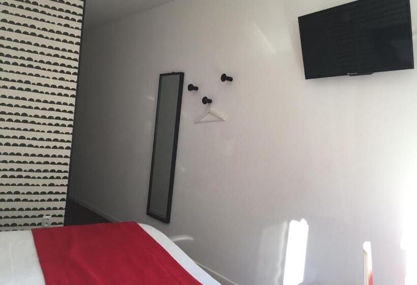 اتاق استاندارد سه نفره, Hôtel Concorde