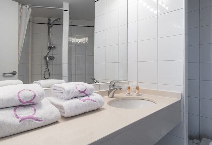 スタンダードルーム, Ours Blanc  Centre