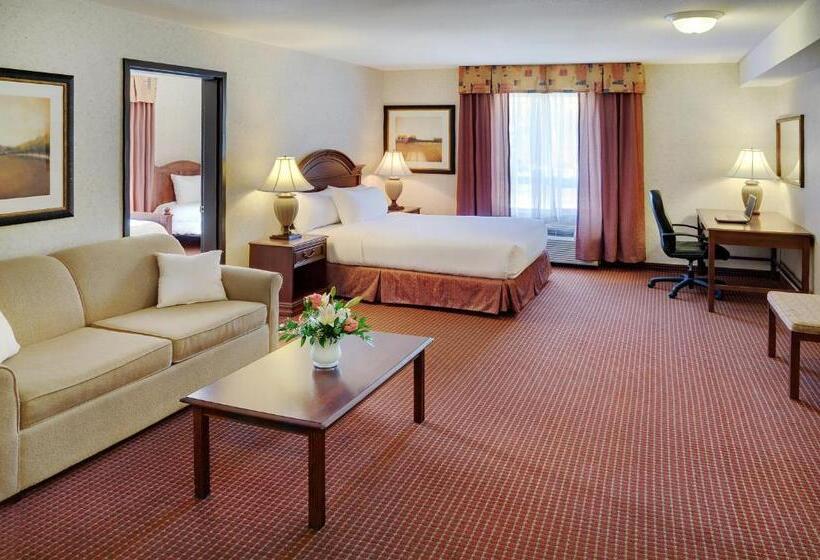 Family Suite, Pomeroy Inn And Suites Dawson Creek