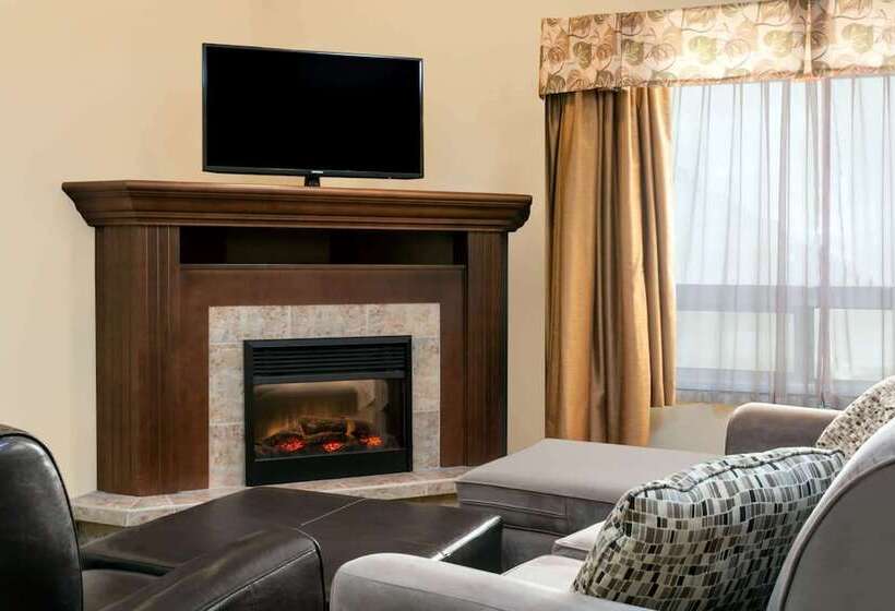 سوئیت پرزیدنت, Ramada By Wyndham Weyburn