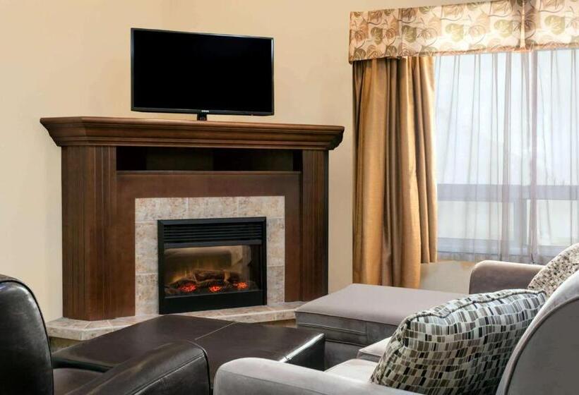 سوئیت پرزیدنت, Ramada By Wyndham Weyburn