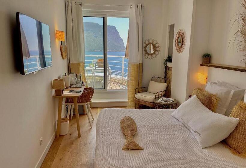 Classic Room Sea View, & Spa De La Plage  Mahogany