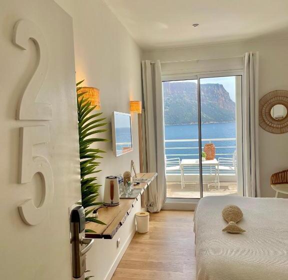 اتاق کلاسیک با چشم‌انداز دریا, De La Plage   Mahogany