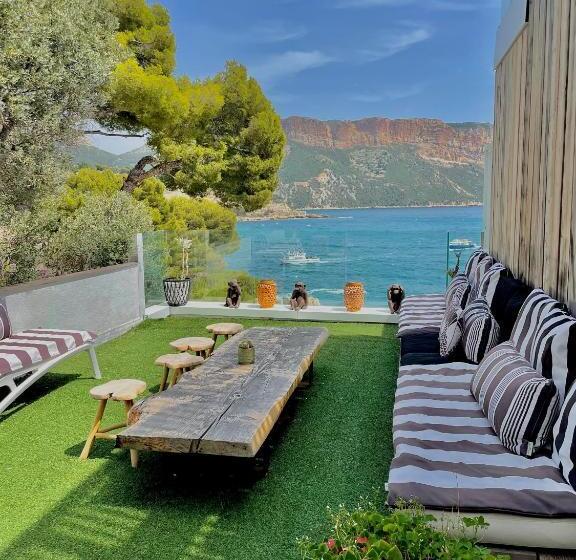 آپارتمان 1 خوابه با چشم‌انداز دریا, De La Plage   Mahogany