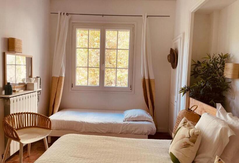 Standard Quadruple Room Garden View, & Spa De La Plage  Mahogany